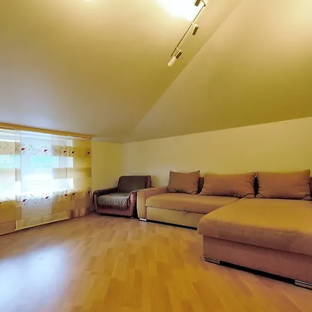Lux House 别墅 *